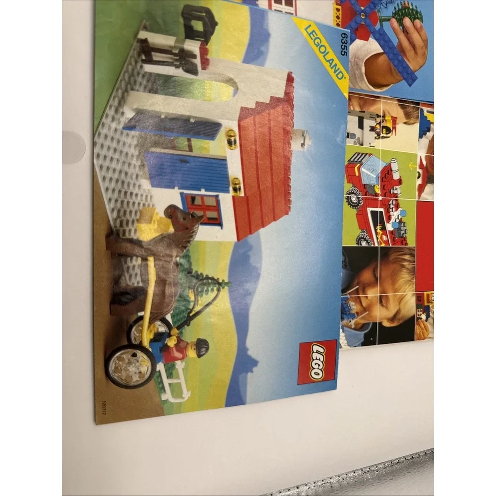 Vintage LEGO Idea Book 250 with 100% COMPLETE Sticker Sheet 1987‎ & Books 1615